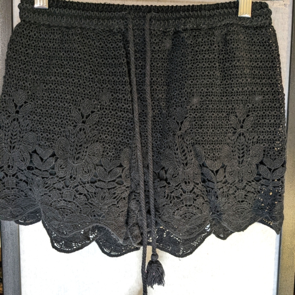 Abercrombie and Fitch black knit shorts with drawstring